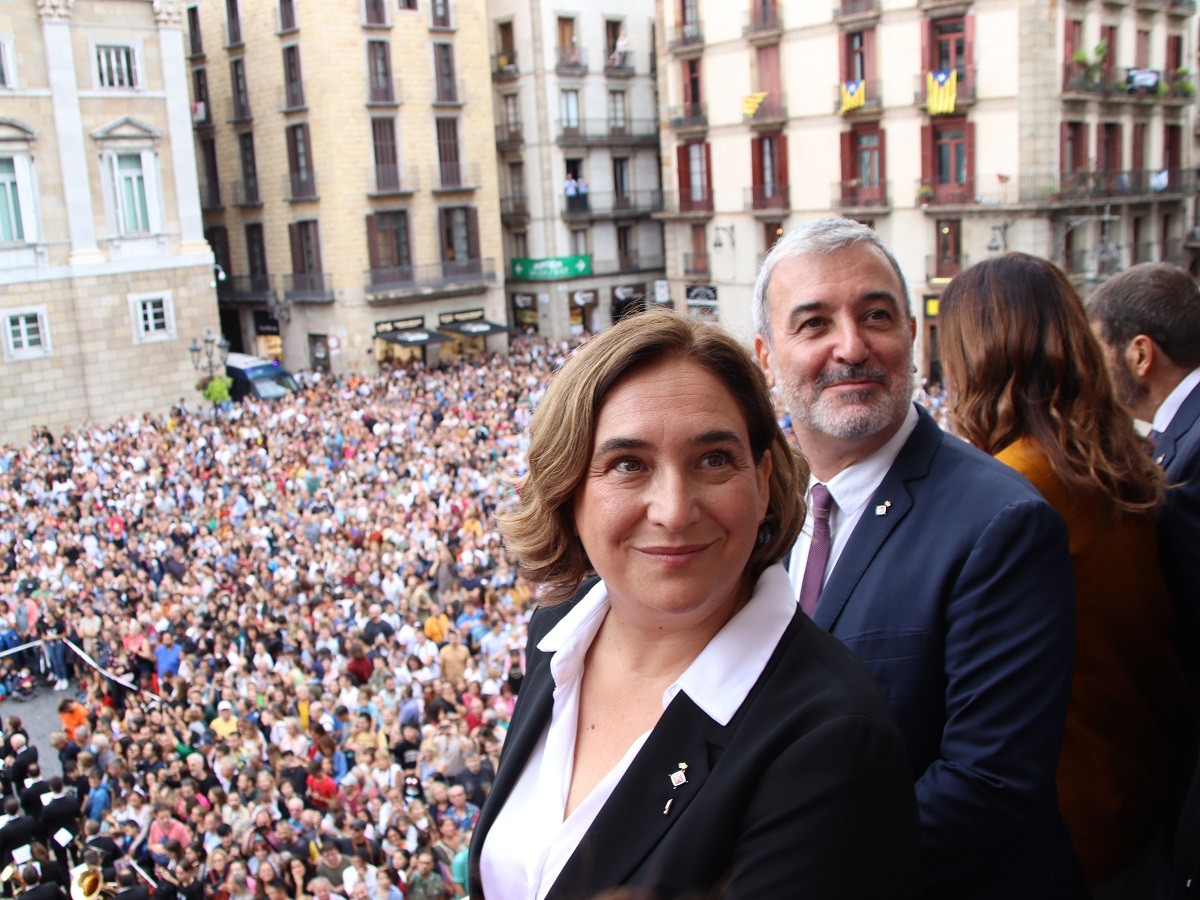 Colau, en un dels actes centrals de la Mercè, amb Collboni. - ACN