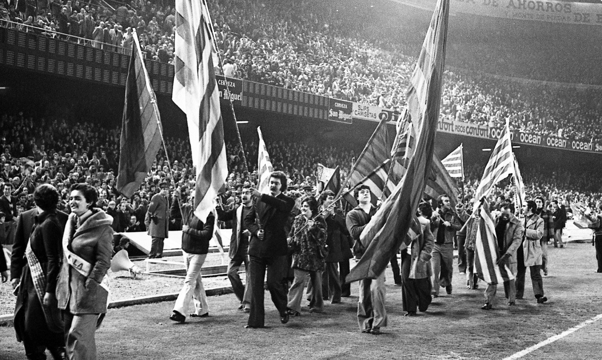 La nit que la senyera va envair el primer Clàssic postdictadura