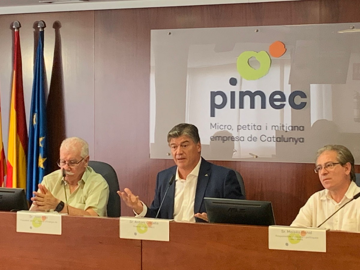 Pimec alerta que el preu de l'energia amenaça la «viabilitat» de la meitat de les pimes