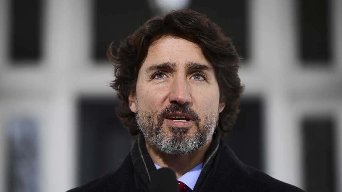 Justin Trudeau, enxampat cantant en un bar abans del funeral d'Elisabet II