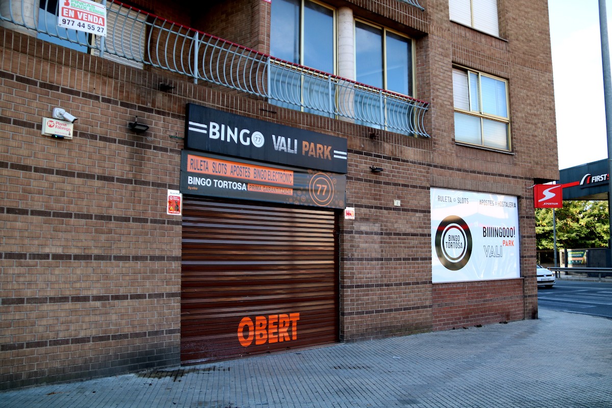 Deixen en llibertat tres dels cinc detinguts per l'assalt mortal al bingo de Tortosa