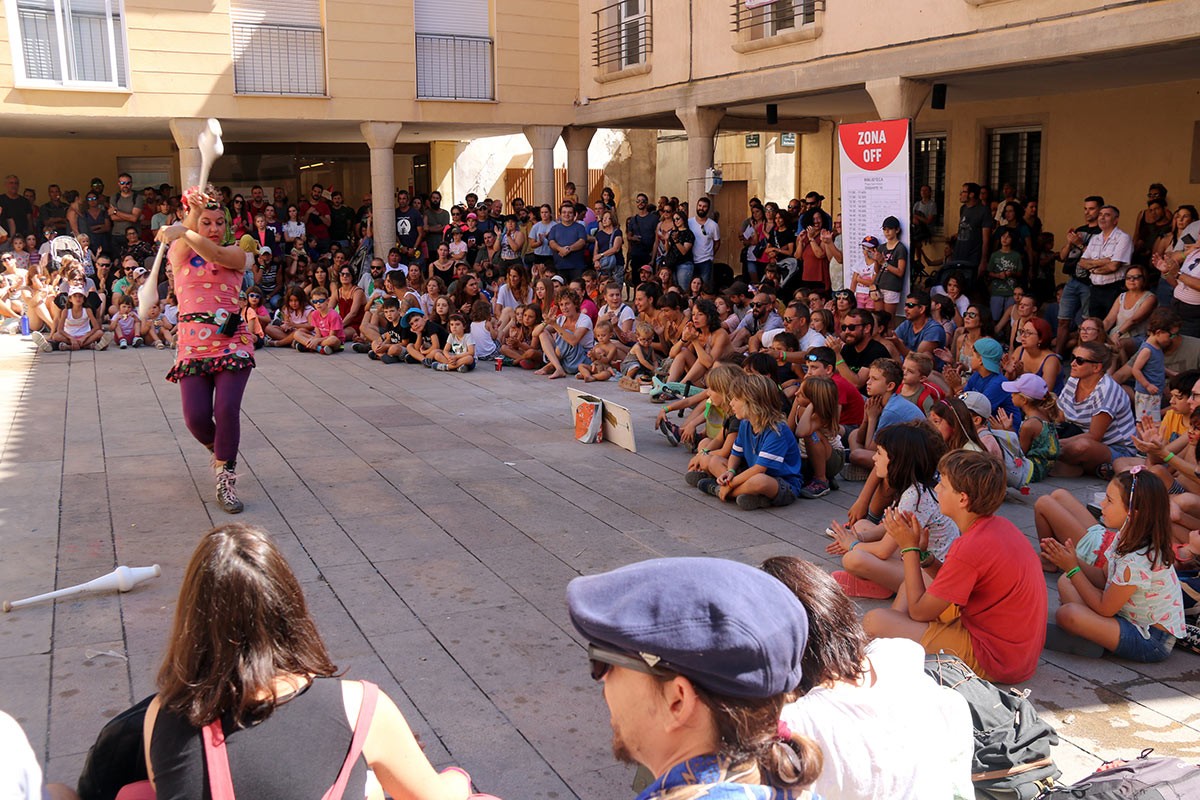 FiraTàrrega torna a la normalitat amb els carrers plens de públic 