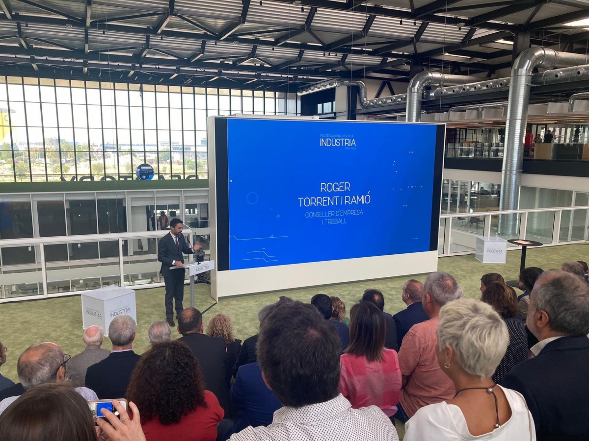 El Pacte Nacional per a la Indústria abocarà 3.200 milions per transformar el teixit productiu 