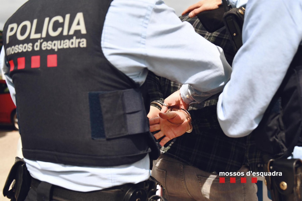 Imatge d'arxiu d'una detenció dels Mossos - Mossos d'Esquadra