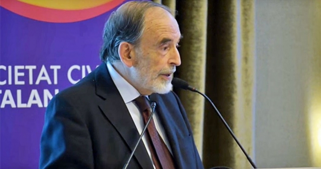 Mor l'economista Francesc Granell en un accident a la platja
