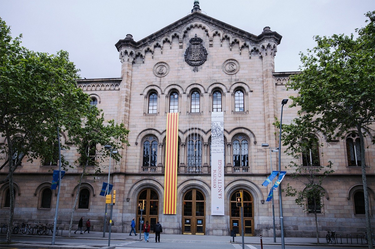 La UB, primera universitat del món en impartir una assignatura sobre crisi climàtica
