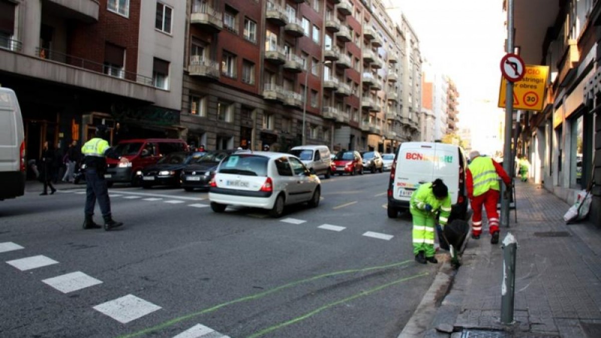 Barcelona subvencionarà l'aïllament d'uns 300 habitatges afectats pel soroll