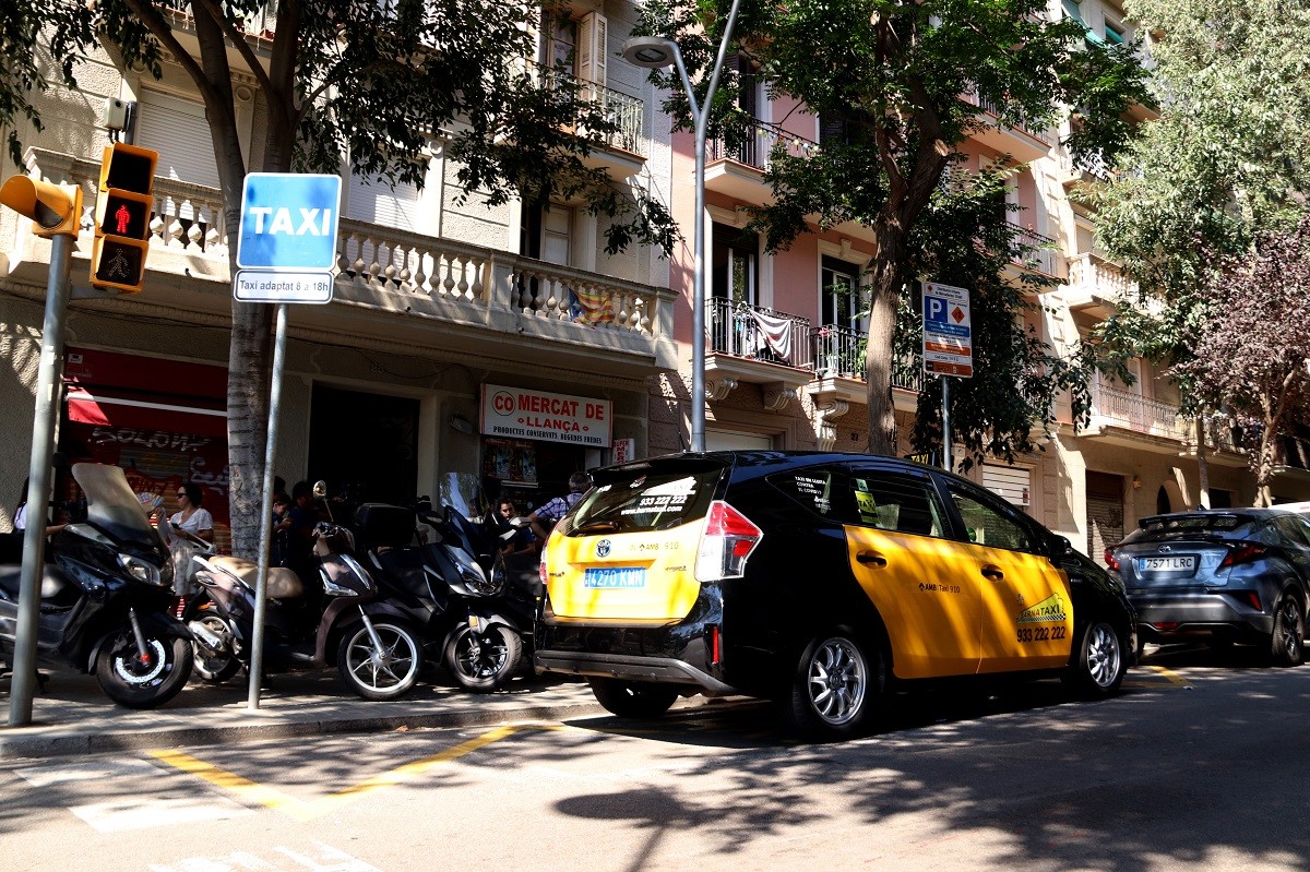 Barcelona crearà 191 microparades de taxi per «millorar la fluïdesa viària»