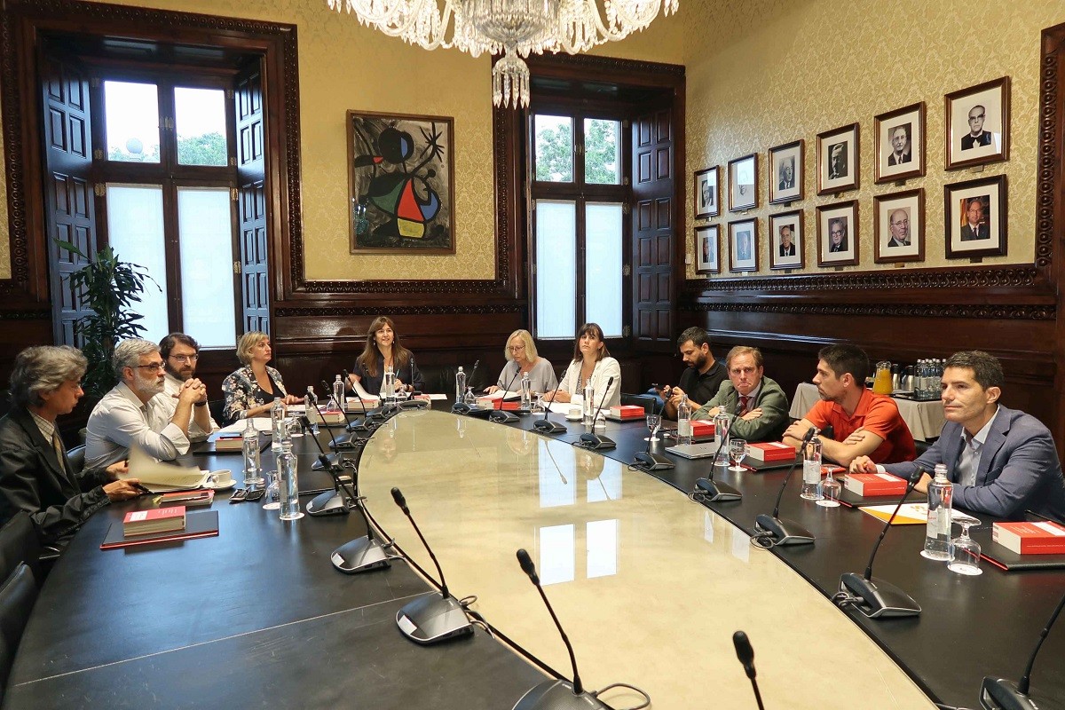 Es reincorporen els funcionaris que gaudien de les llicències per edat del Parlament