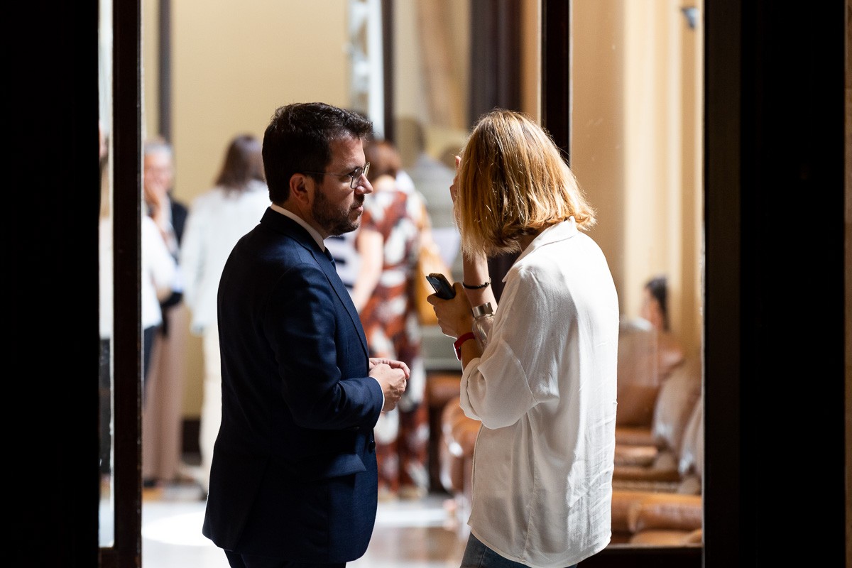 El Govern i els comuns tanquen un acord pels pressupostos del 2023