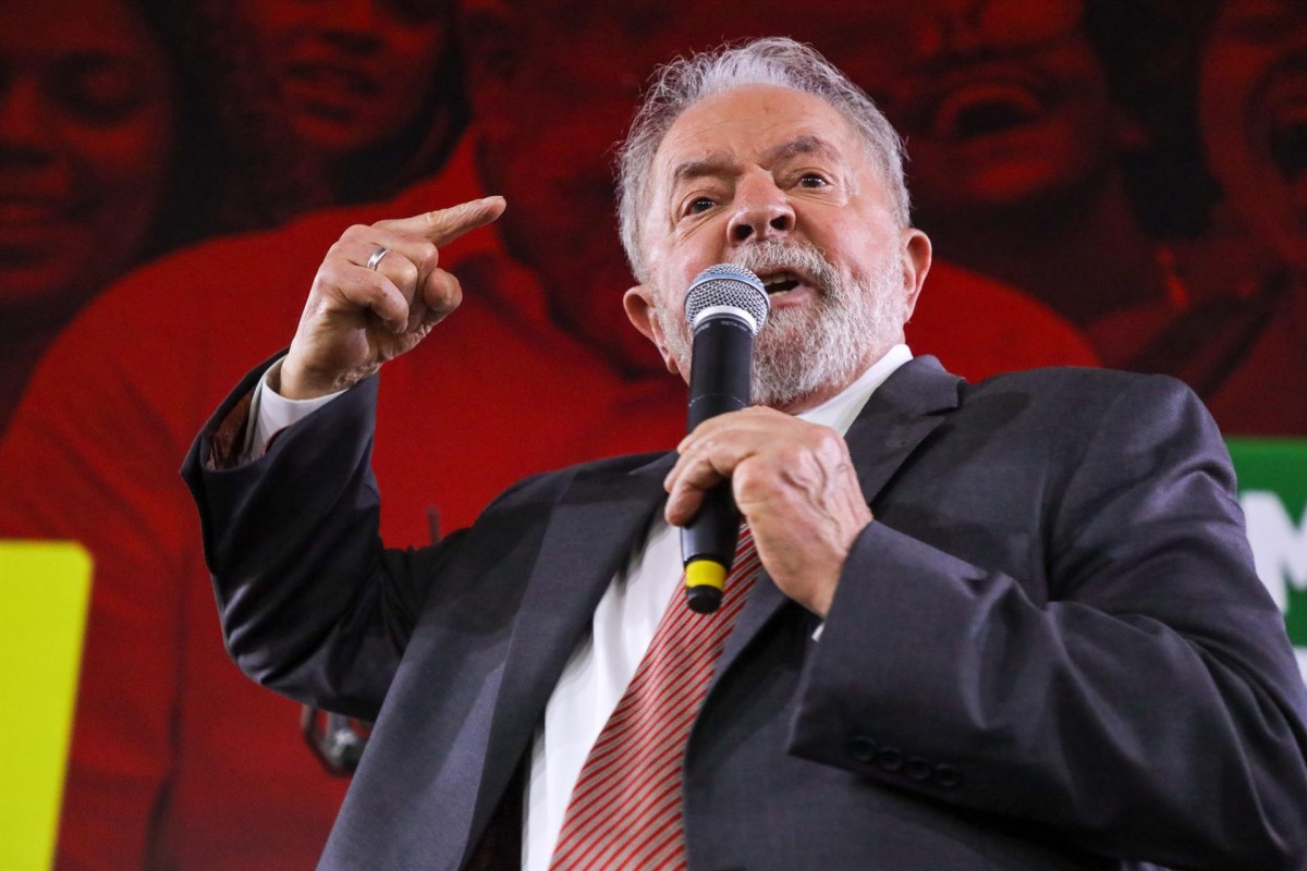 Dos seguidors de Bolsonaro i Lula es maten a trets en plena campanya electoral al Brasil