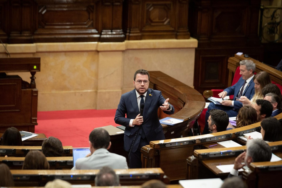 Aragonès sosté que la decisió sobre el futur de Borràs es prendrà en base al «servei públic»