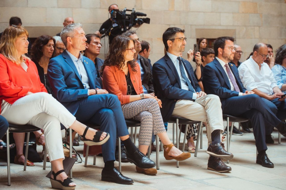 La represa del diàleg torna a revifar les deslleialtats entre Junts i ERC