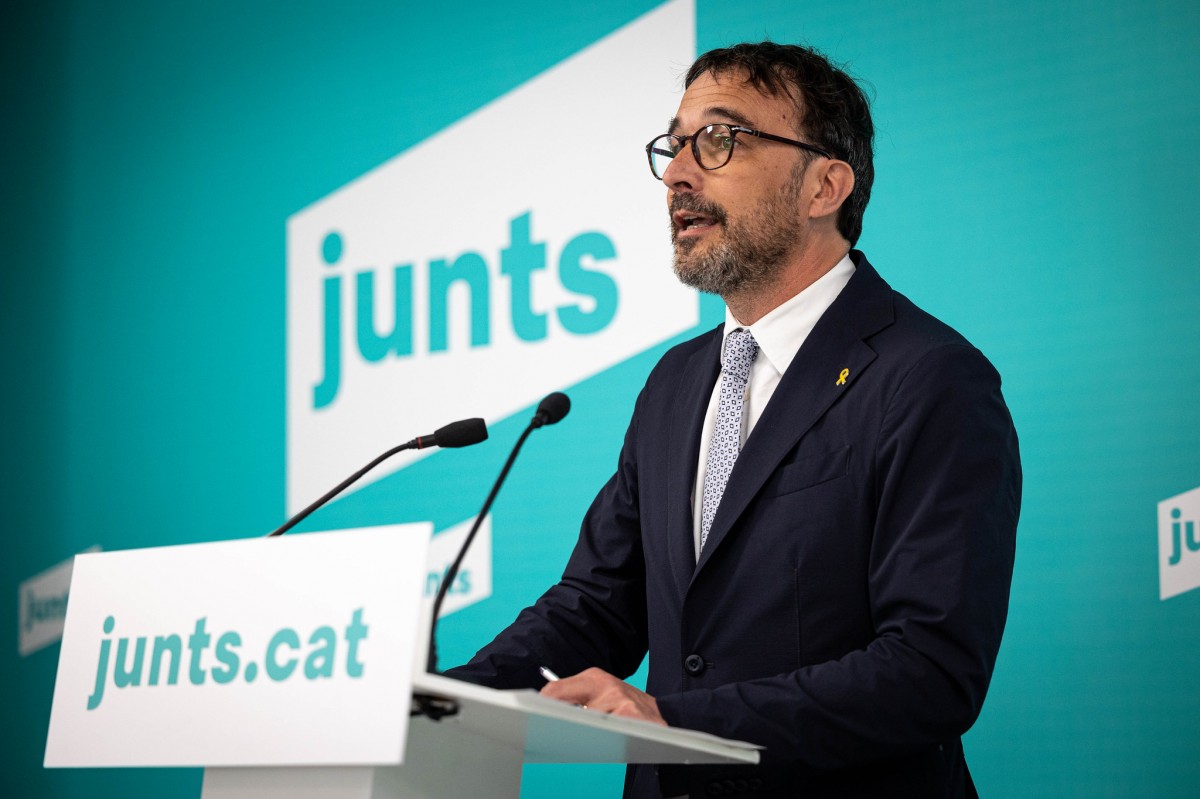 Junts pressiona ERC per abandonar el suport «gratuït» a Sánchez després de la desfeta a Andalusia