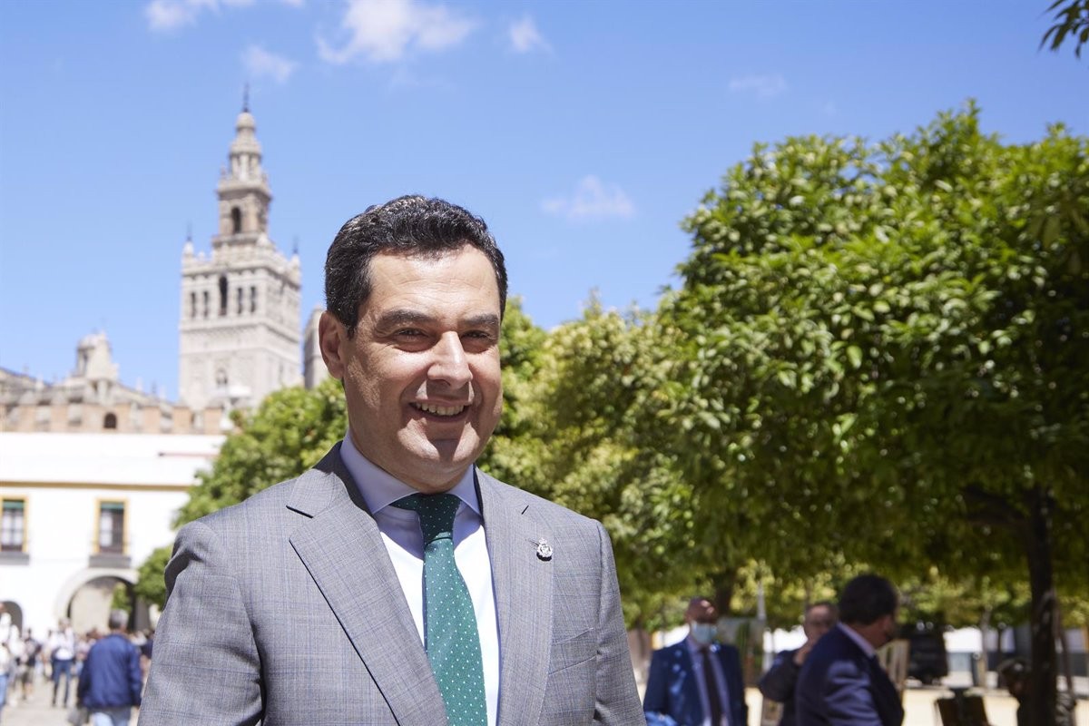 Moreno Bonilla demana a la Moncloa mil milions per la sequera després de renunciar a 900 milions en impostos