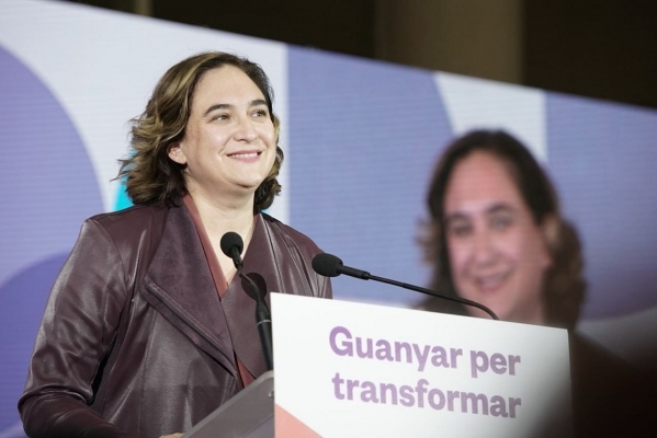 Colau perd força però encara guanyaria a ERC les eleccions a Barcelona