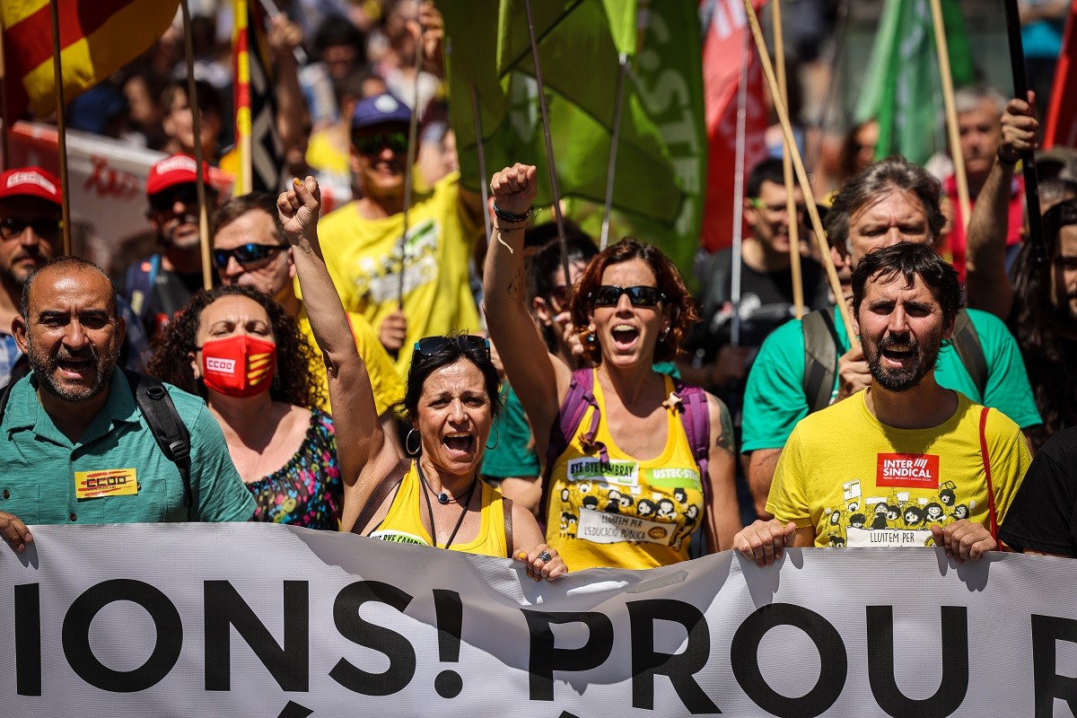 Els sindicats educatius mantenen la vaga del 6 de setembre, primer dia de curs