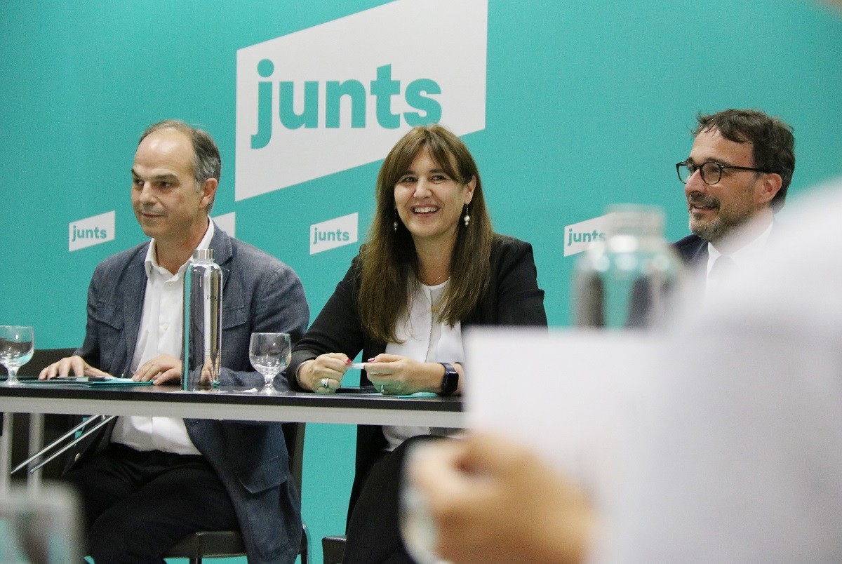 Junts defensa Borràs davant d'Aragonès: «No fem un Parlament al gust de les clavegueres»