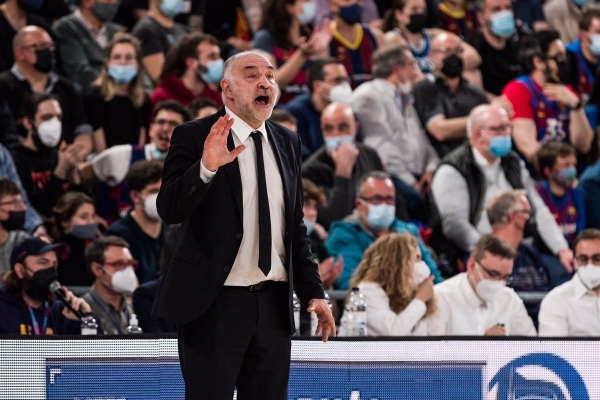 El Madrid de bàsquet acomiada l'entrenador després de patir un infart