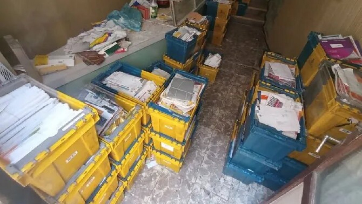 20.000 cartes sense repartir: el curiós botí d'un excarter de Correus