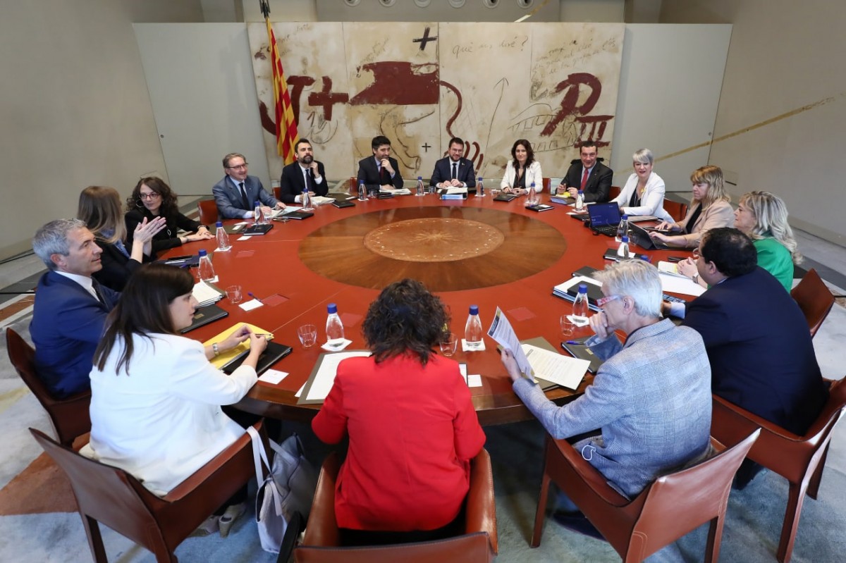 El Govern situa el decret i les instruccions com un «escut legal» per als mestres davant la justícia