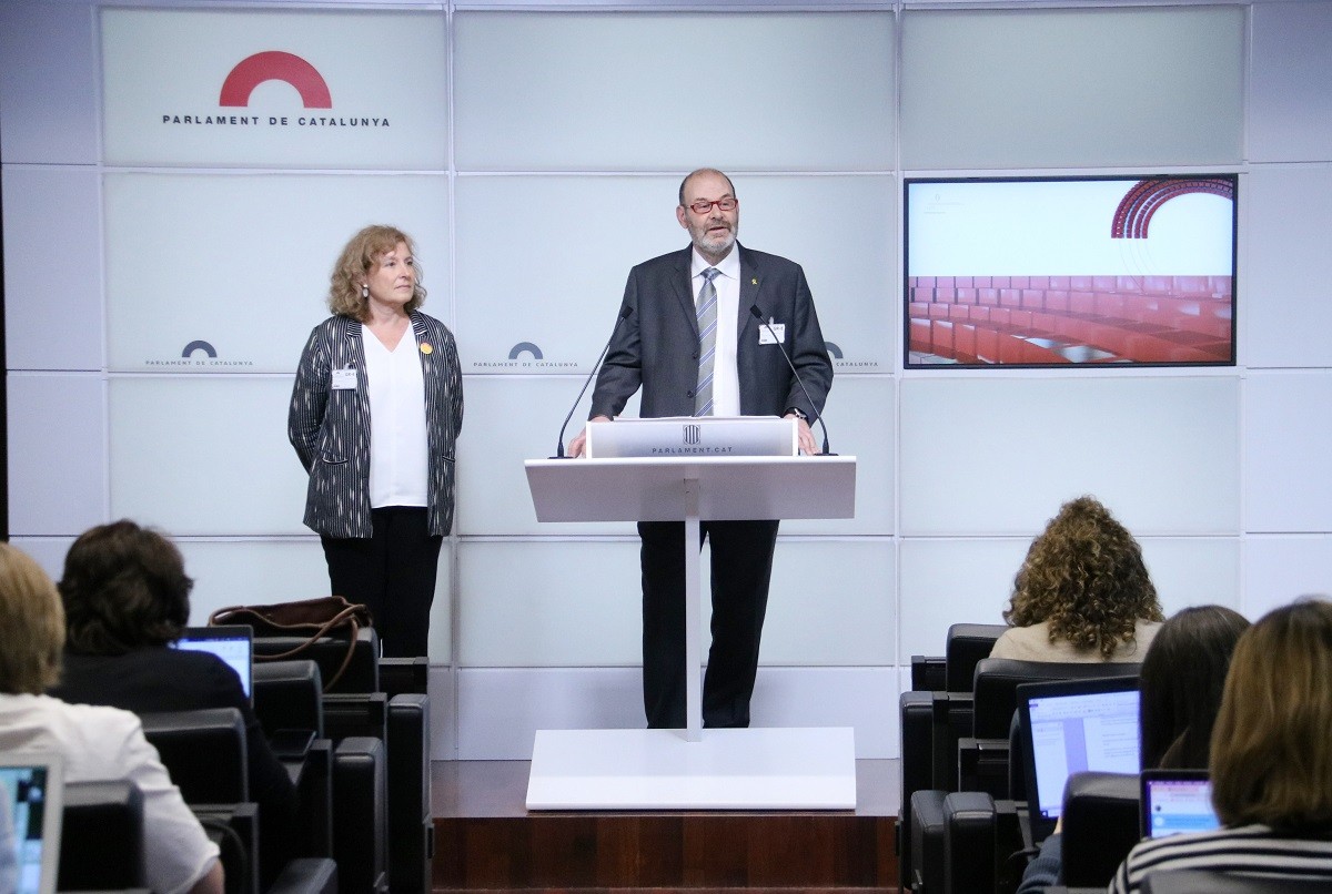 Plataforma per la Llengua considera que la llei pel català pot obrir la porta a un 50% de castellà