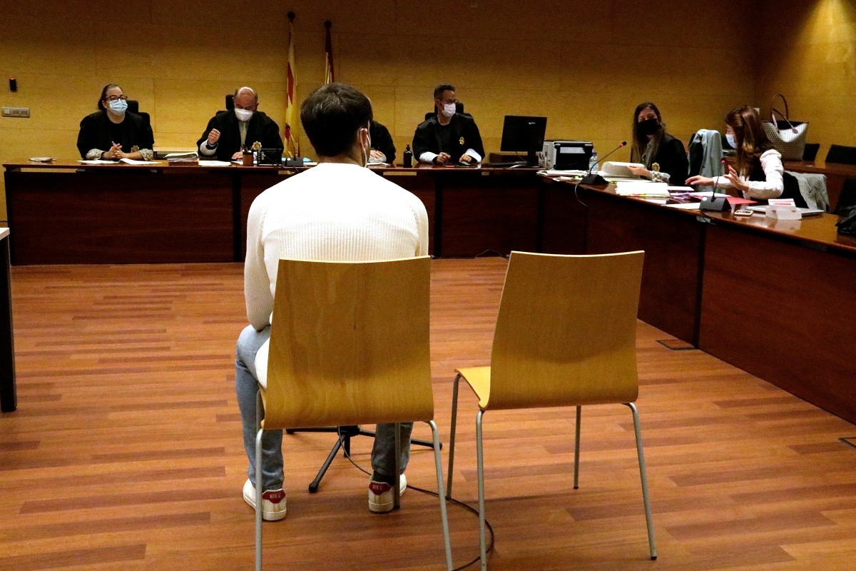 Condemnat a nou anys i mig de presó per violar una amiga tornant de festa a Sant Feliu de Guíxols