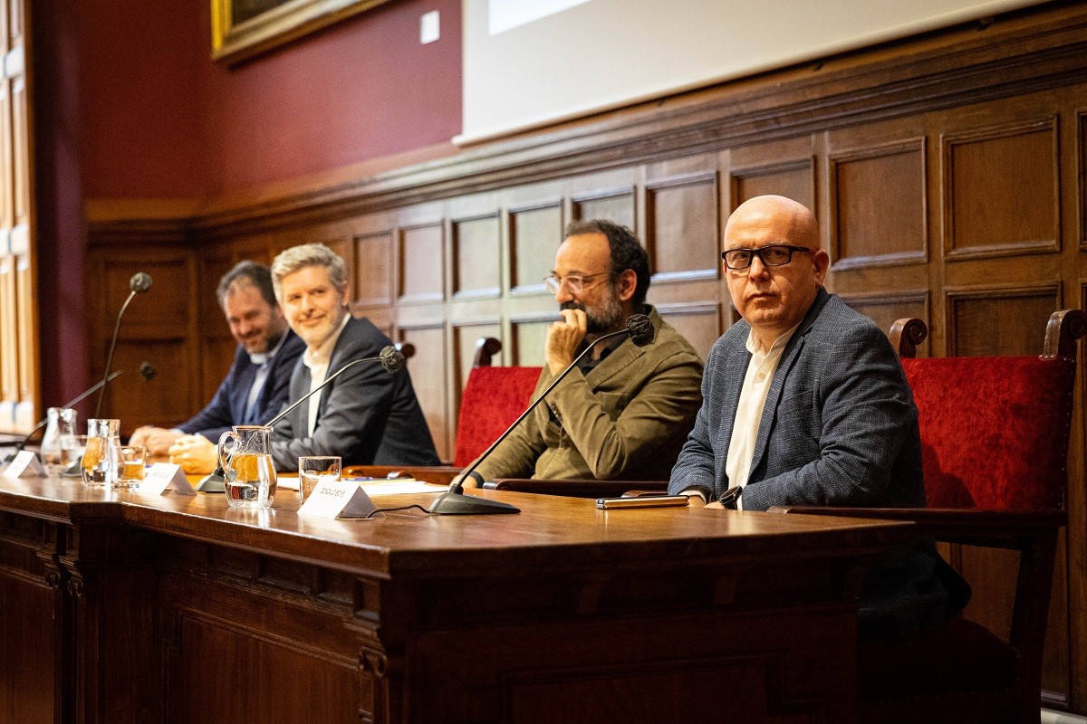 La defensa de Puigdemont posa el focus en el jutge del Suprem que va autoritzar les escoltes del CNI