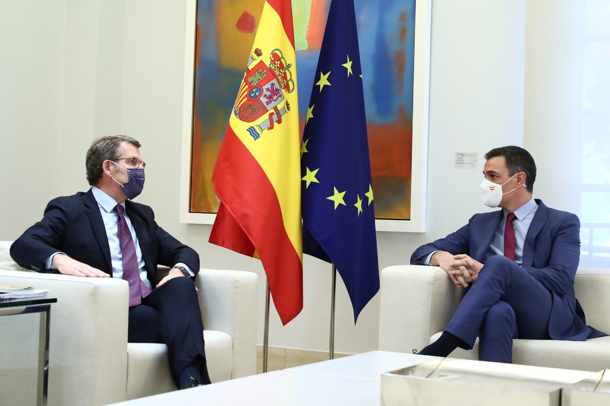 El CIS ja situa el PP per davant del PSOE però amb empat entre blocs