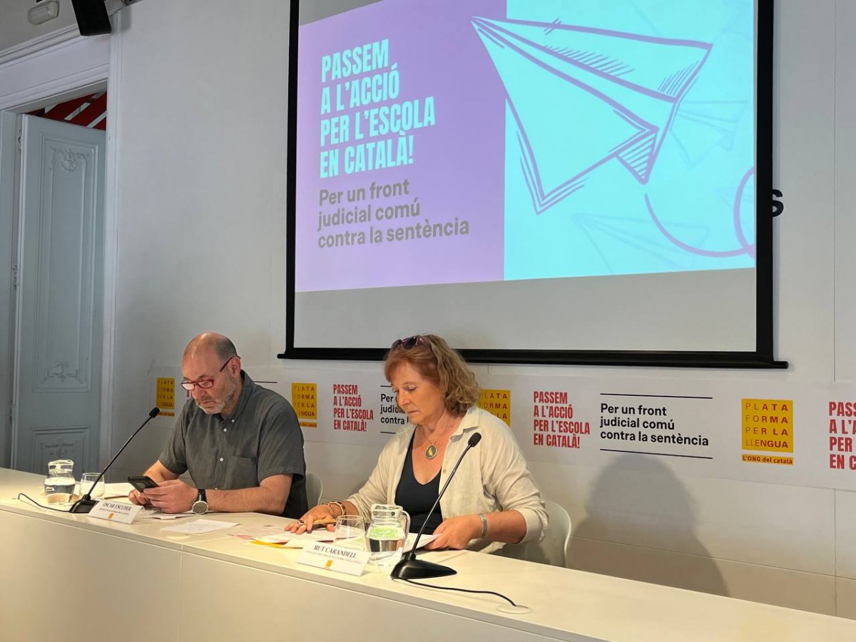 Plataforma per la Llengua activa la resposta judicial contra la sentència del 25% de castellà