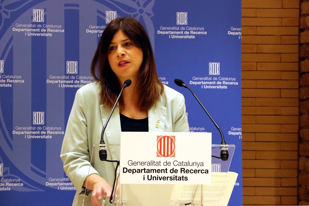 Càrregues dels Mossos en la presentació d'un llibre titllat de transfòbic a Barcelona