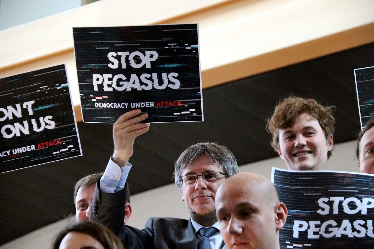L'independentisme denuncia el «Catalangate» a l'Eurocambra: «Pegasus no és compatible amb la democràcia»