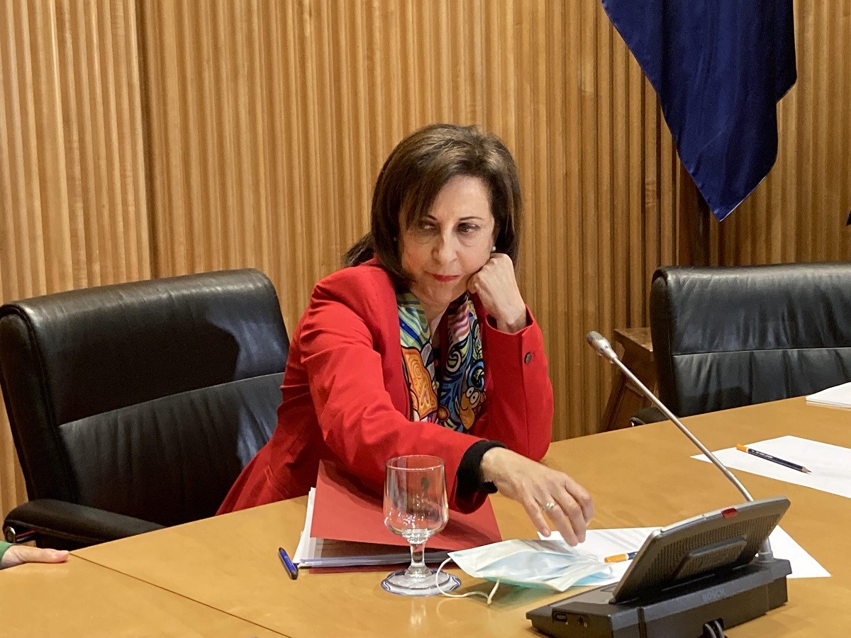 Robles proclama «orgull» pel CNI i deixa en mans de la justícia les responsabilitats per l'espionatge
