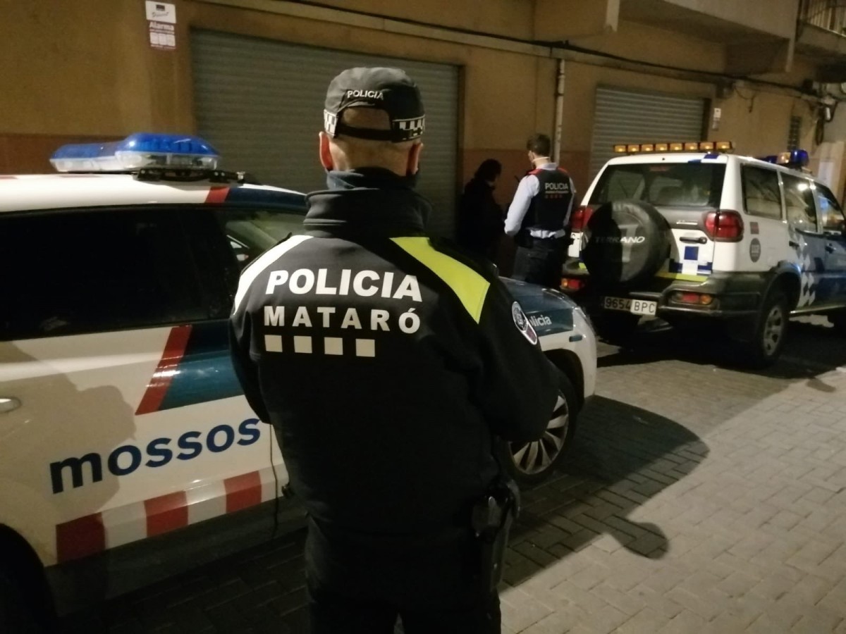 Ataca i fereix la seva parella i la filla d'aquesta amb un ganivet a Mataró