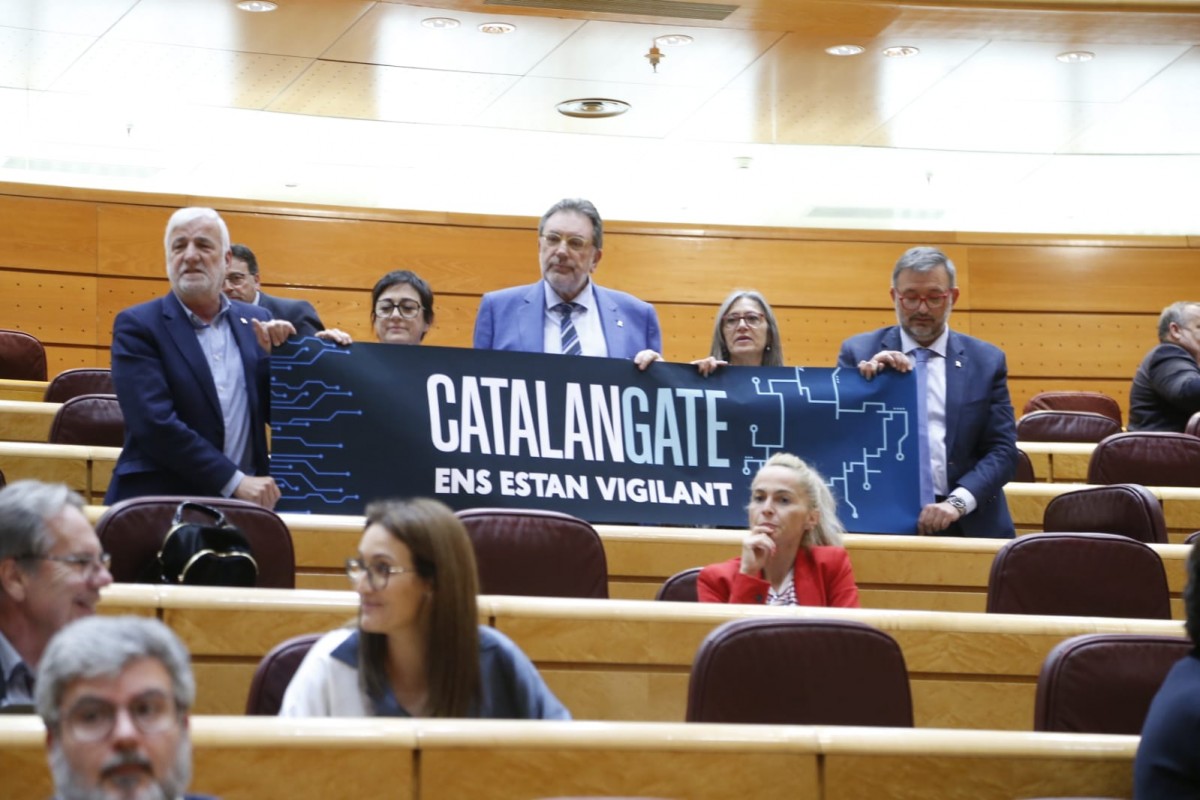 El govern espanyol desacredita el «Catalangate» i desafia l'independentisme a anar als tribunals