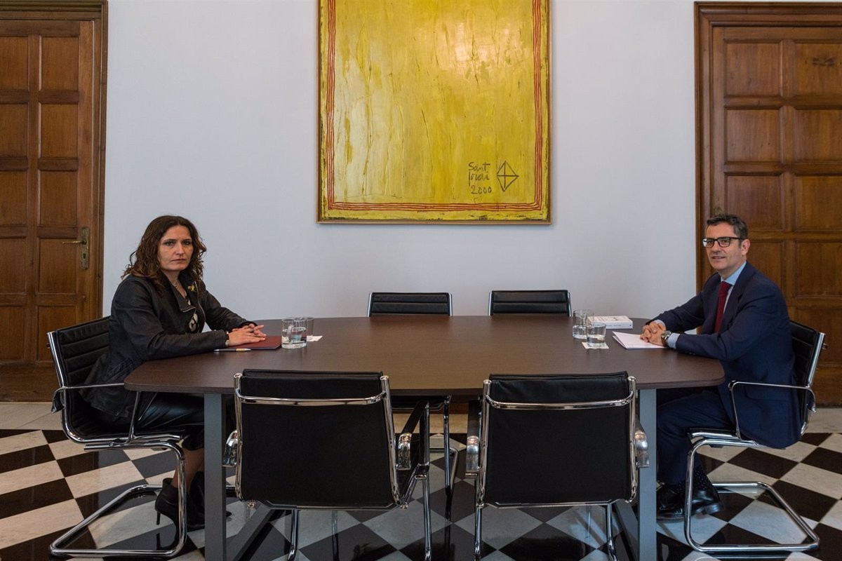 Cimera pel «Catalangate» sense mòbils per petició de Laura Vilagrà