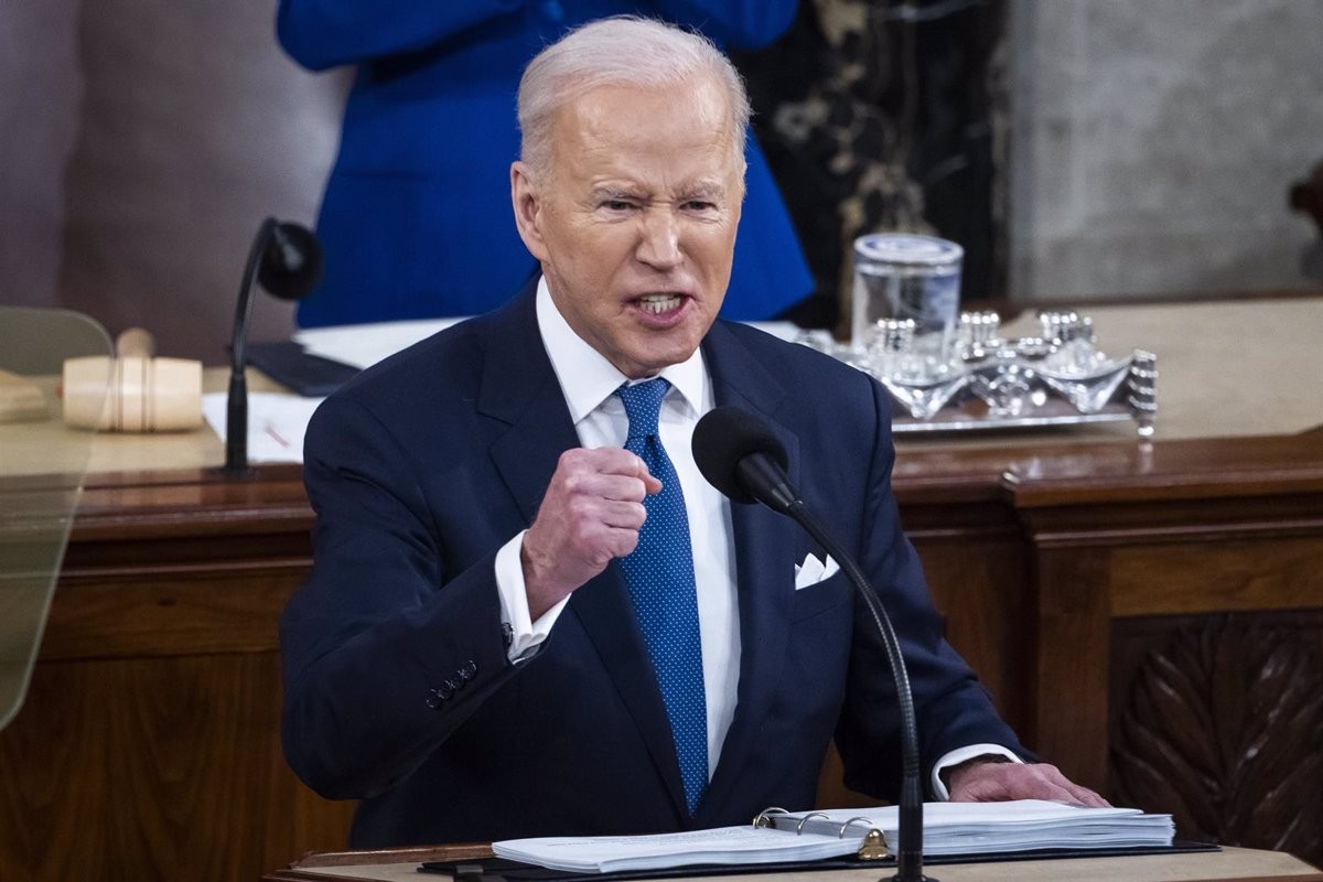 Biden assegura que els EUA no enviaran soldats a Ucraïna «per provocar la Tercera Guerra Mundial»