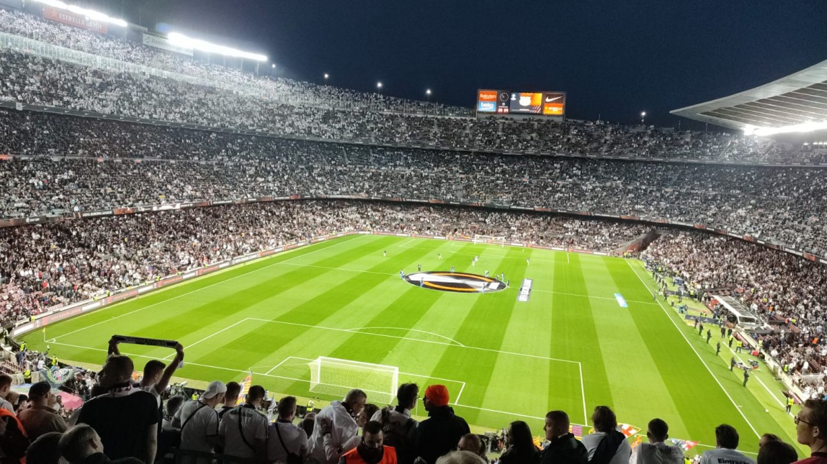 Indignació entre els socis del Barça per la «humiliació» a la graderia del Camp Nou