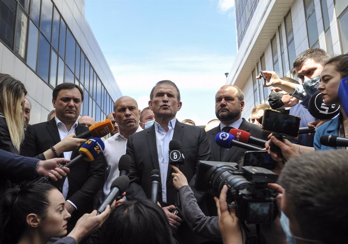 Ucraïna proposa a Moscou intercanviar presos: un líder prorús per nens capturats per Rússia
