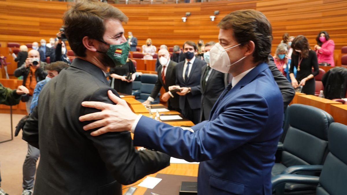Castella i Lleó desoeix el requeriment de la Moncloa i escala el conflicte per l'avortament