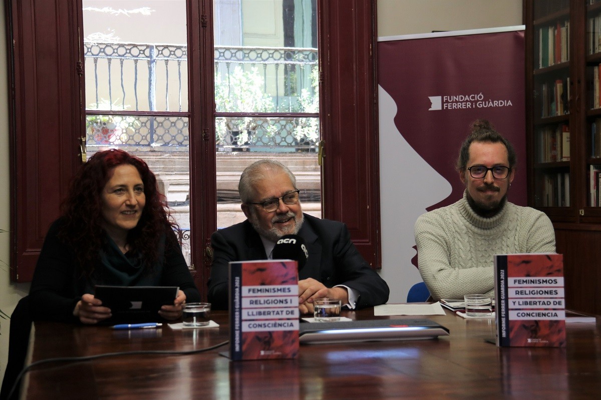 Catalunya, un dels territoris de l'Estat amb menys creients