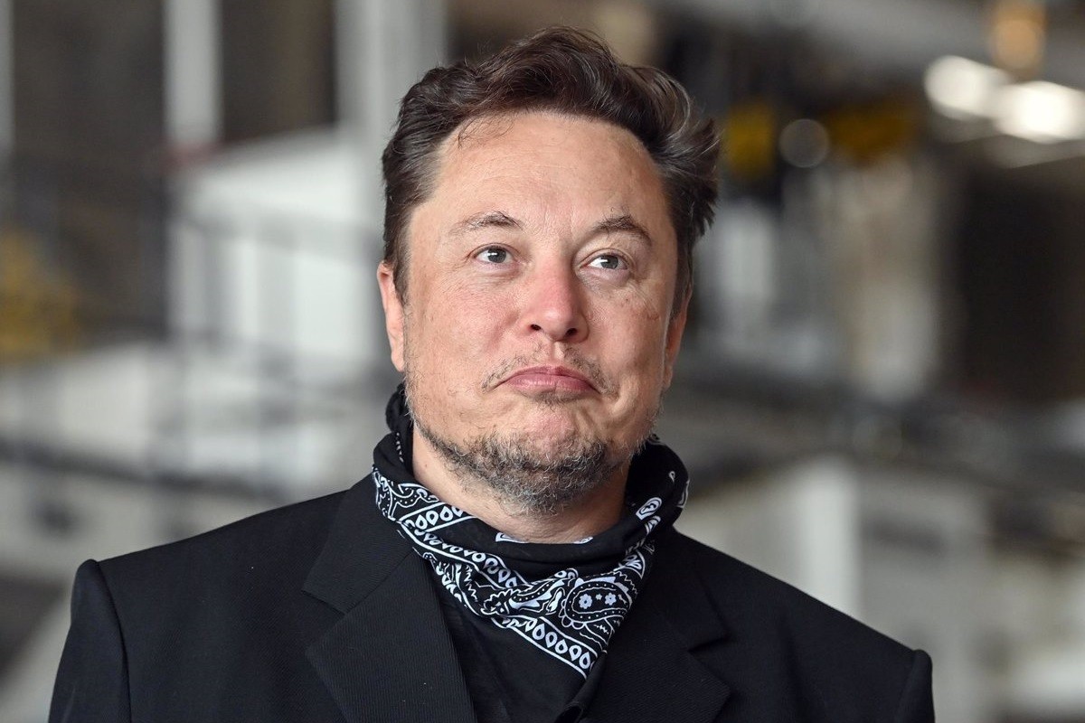 Elon Musk rep un allau de crítiques per un vol de 9 minuts en el seu avió privat