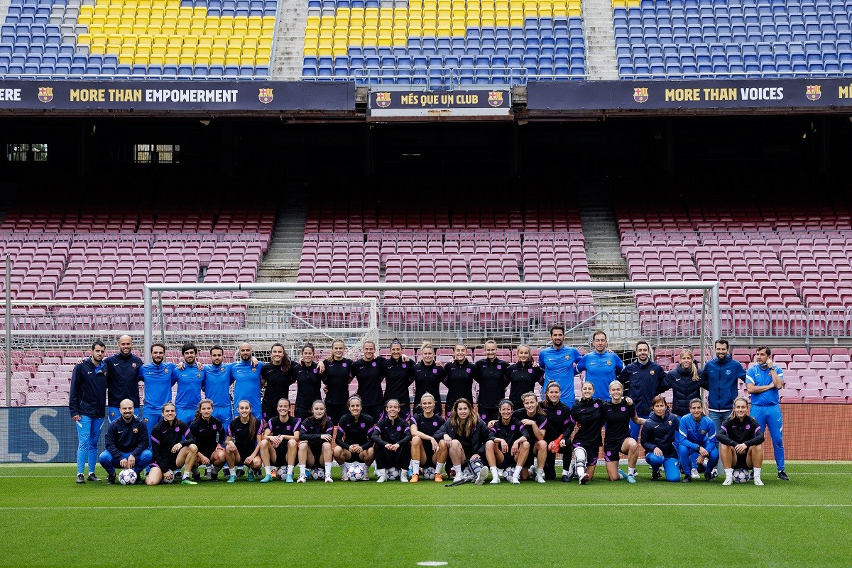 El Barça i la «nova era» del futbol femení a l'aparador del Camp Nou