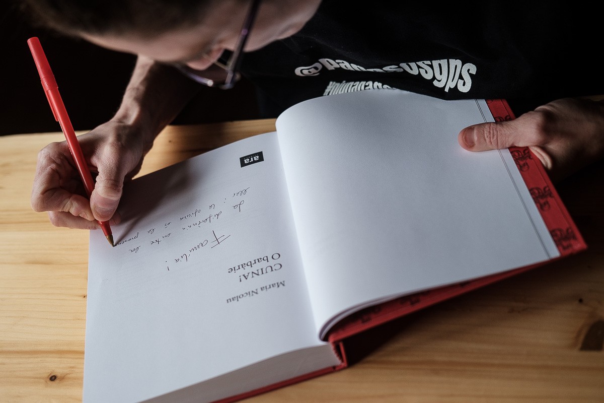 Ja ha sortit la segona edició del llibre de Nicolau. - Adrià Costa