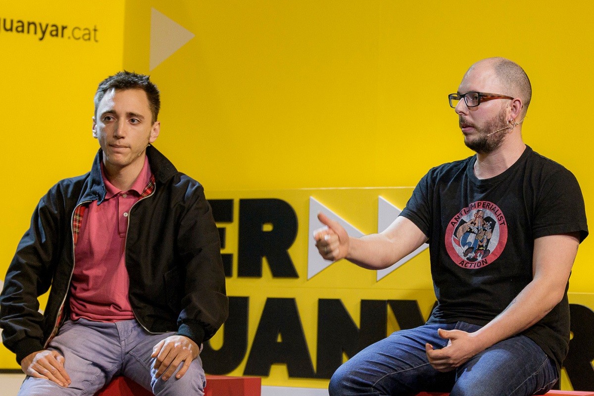 Marcel Vivet i Adrián Sas, durant la campanya electoral de la CUP - ACN