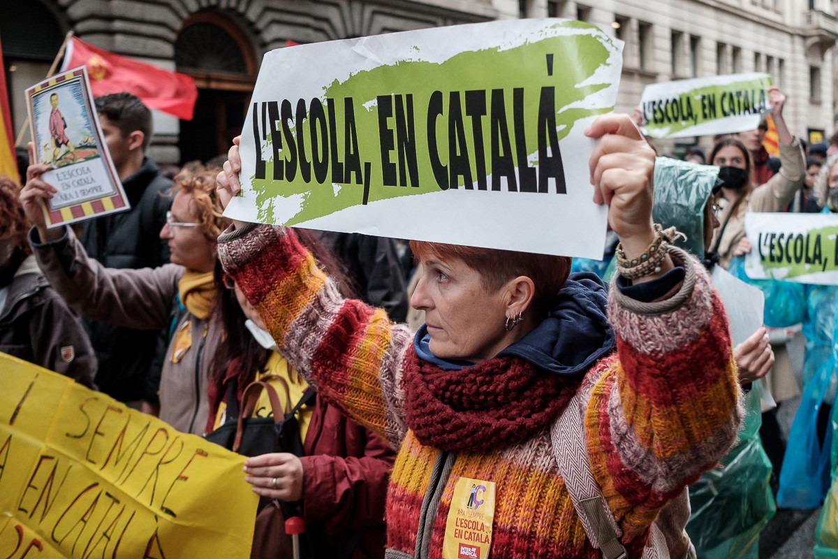 «Actualitzar la política lingüística», a debat
