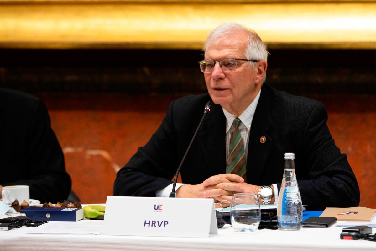 Borrell aclareix que la seva petició per abaixar la calefacció no afecta els espanyols