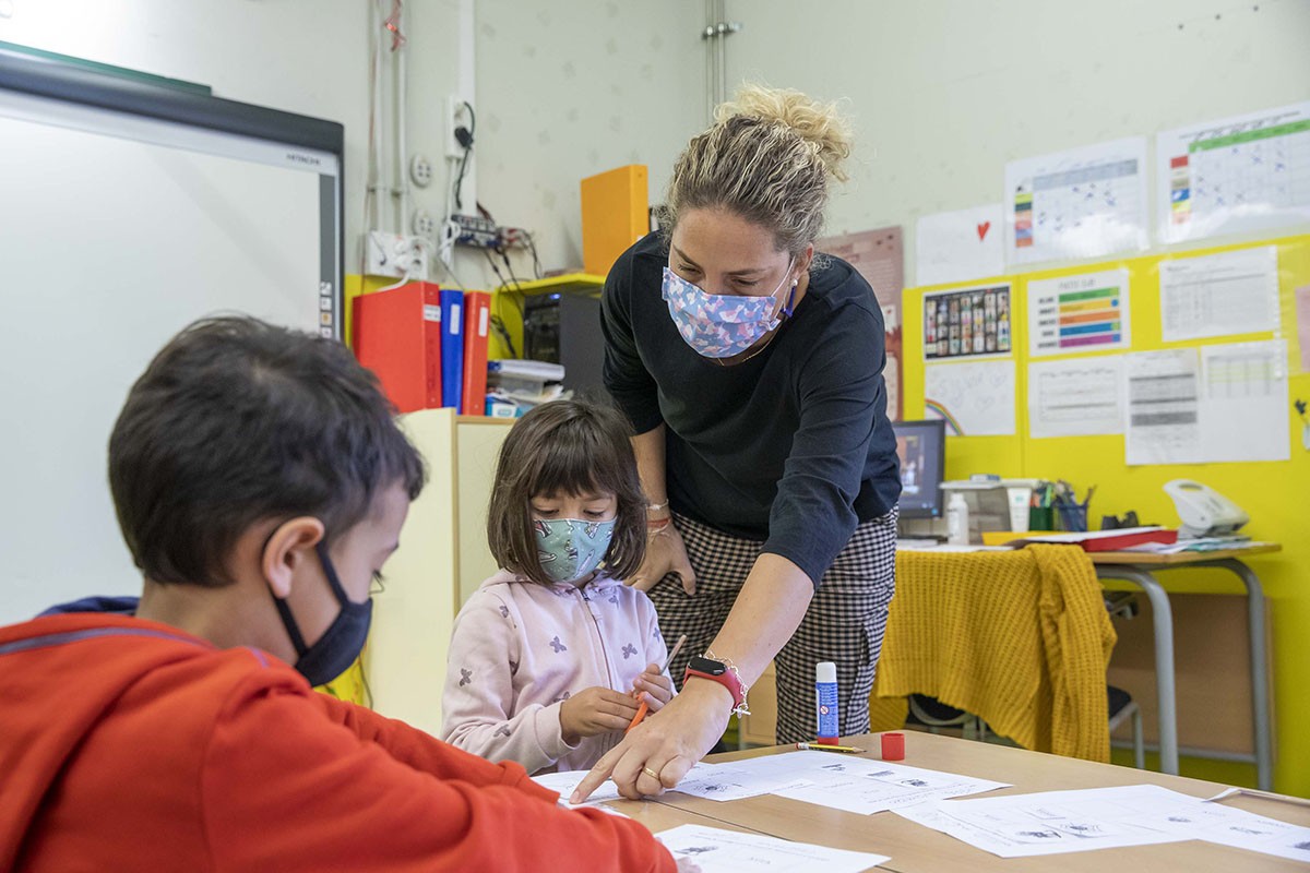 Educació inicia una reducció de ràtios començant per I3 el curs 2022-2023