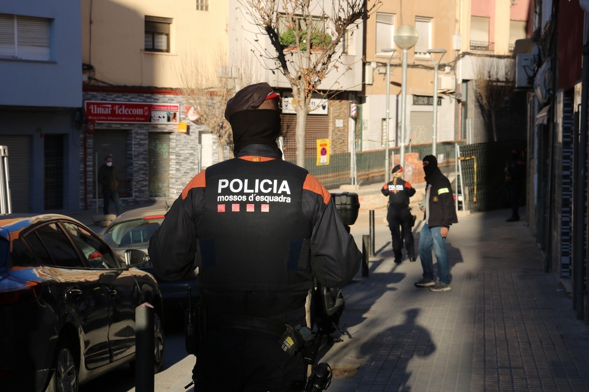 Detingut per segon cop el metge d'Interior acusat d'abusos a agents dels Mossos