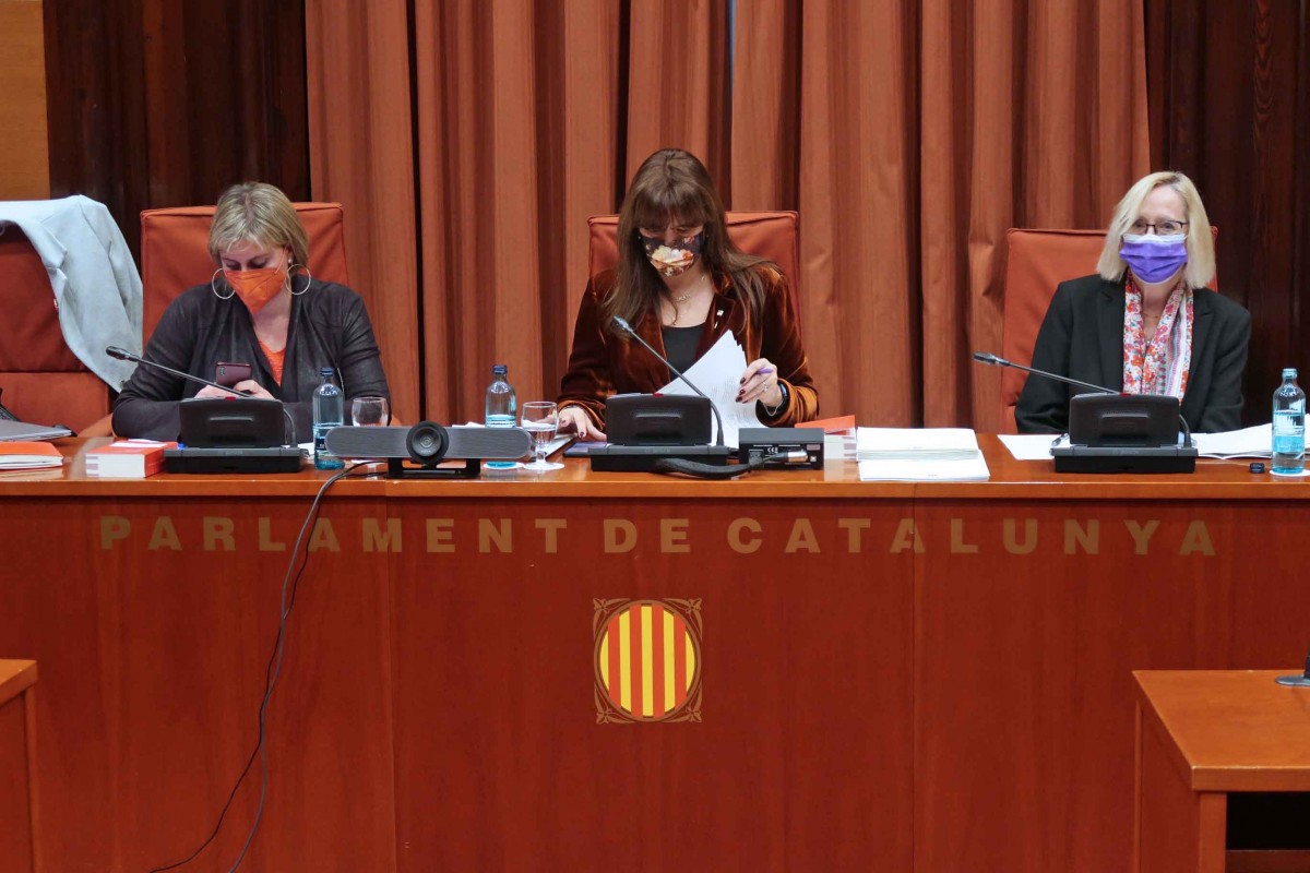 L'acord per protegir la immersió embarranca al Parlament